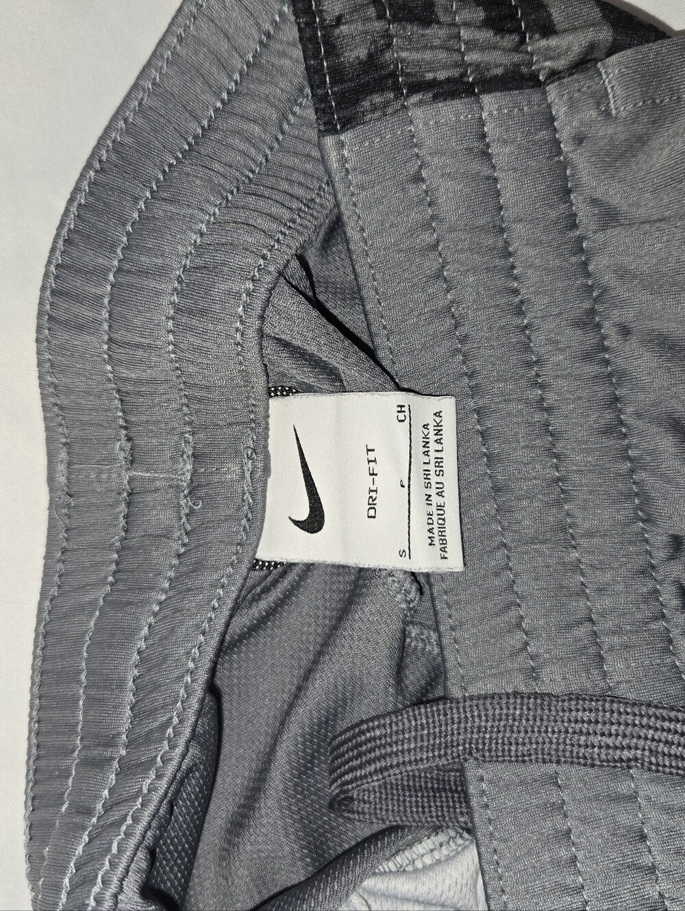 Nike Gray and Black Performance Shorts - Picture 3 of 4